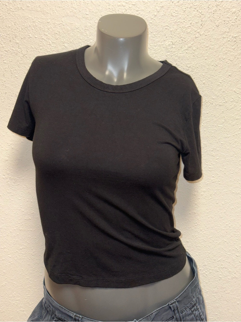 Pink Rose Black Short Sleeve Crewneck Tee
